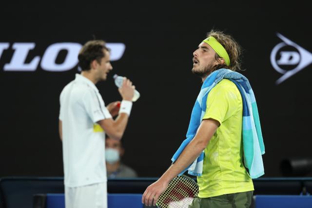 华体会体育平台-12连胜前十选手!梅德维德夫胜西西帕斯进澳网决赛